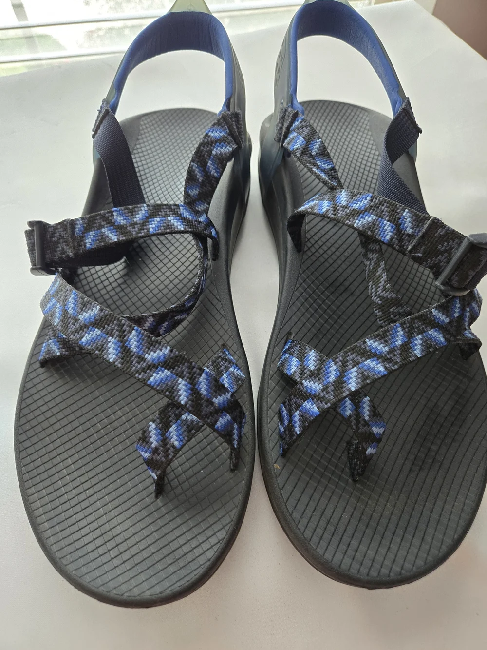 Chaco Z/Cloud Sport Sandals Men Size 14 Chaco Men's Navy Patterned Strap Sandals